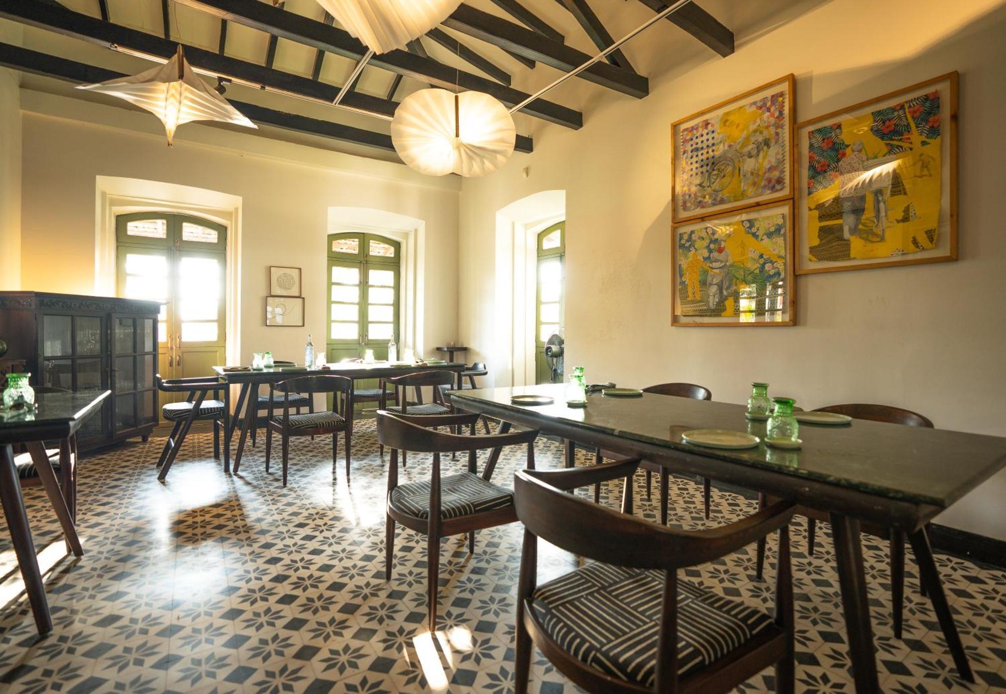 The Project Cafe And Hotel Aldona Extérieur photo